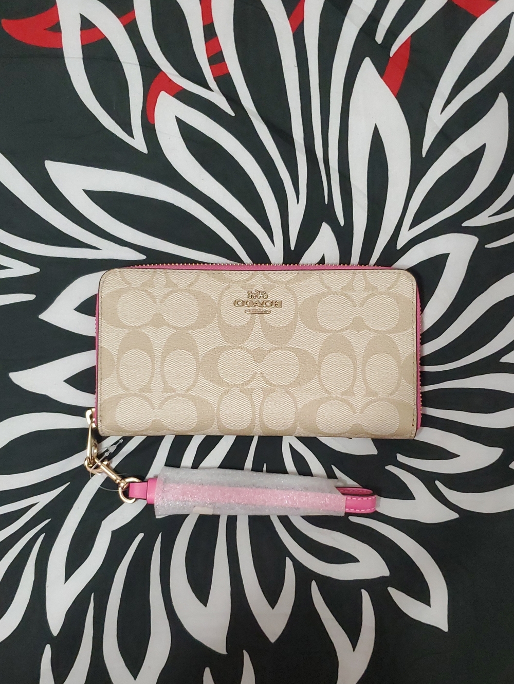 Coach Signature Long Zip Wallet Wristlet in Light Khaki and Petunia Pink